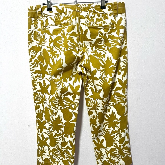 J. Crew city fit Green and White stretch capris/Chinos with Floral Pattern 12 - Picture 6 of 8